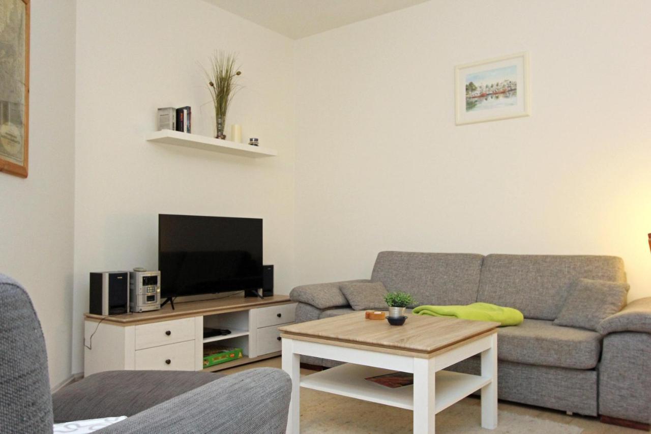 Haus Michel 02 Lägenhet Born Exteriör bild